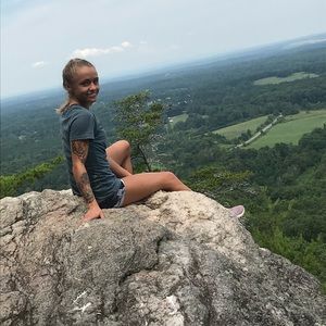 Meet your Posher, Ashtyn